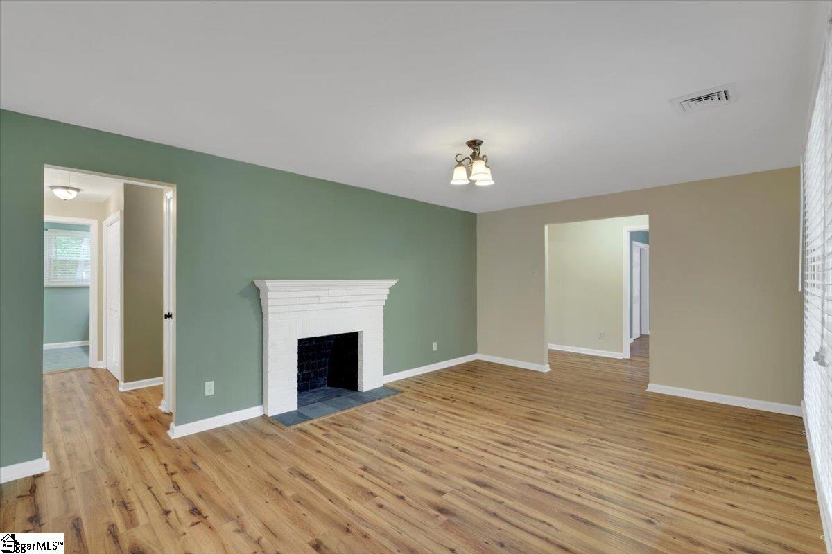 2637 John Dodd Road Wellford, SC 29385 - Photo 10 of 32 Gallery Image 10