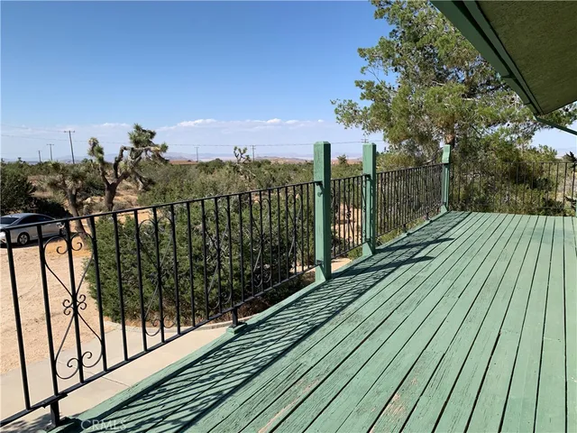 $1,995 | 5345 Carlsbad Avenue, Yucca Valley, CA 92284
