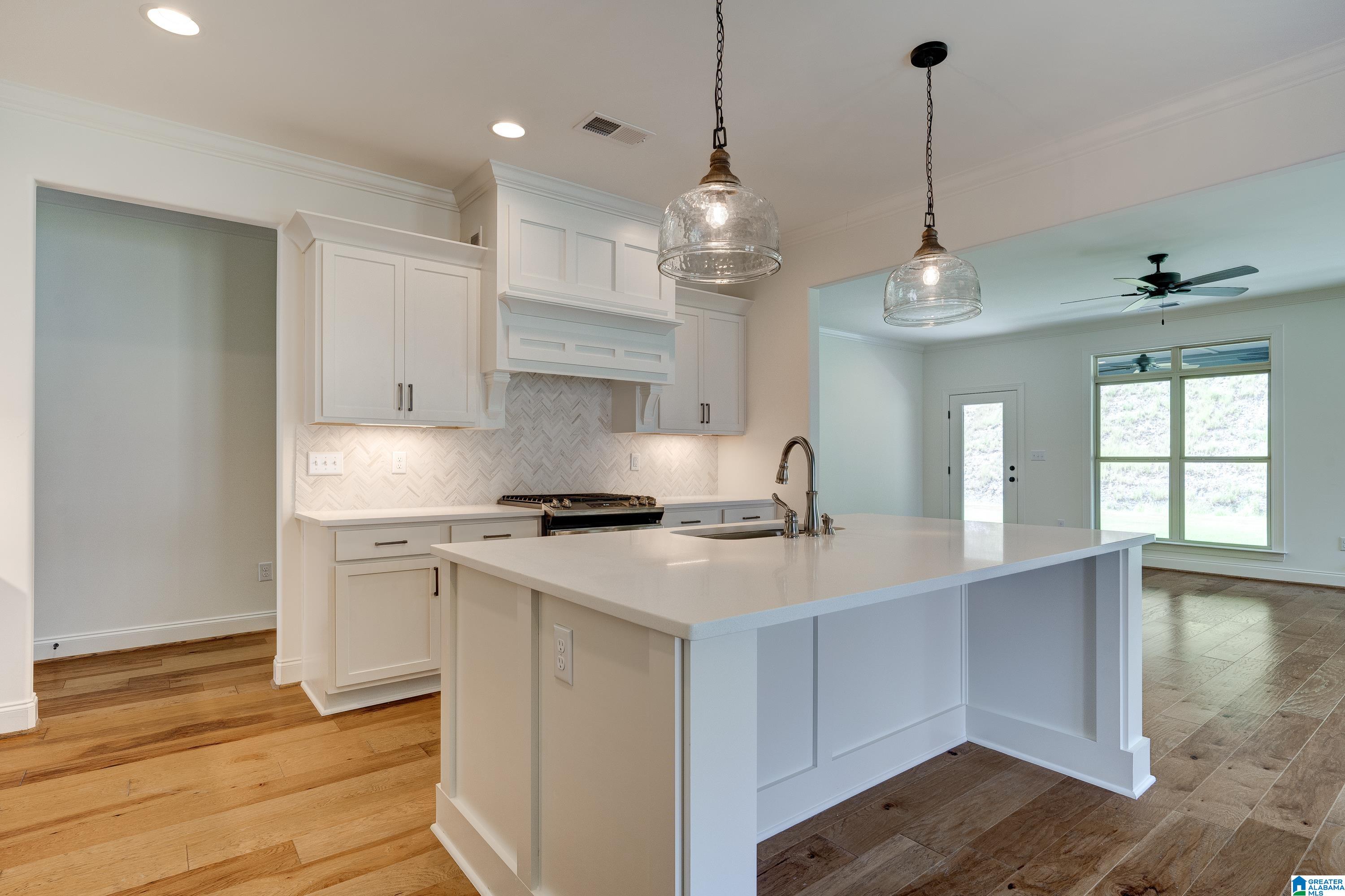 349 Kinross Circle Pelham, AL 35124 - Photo 8 of 46