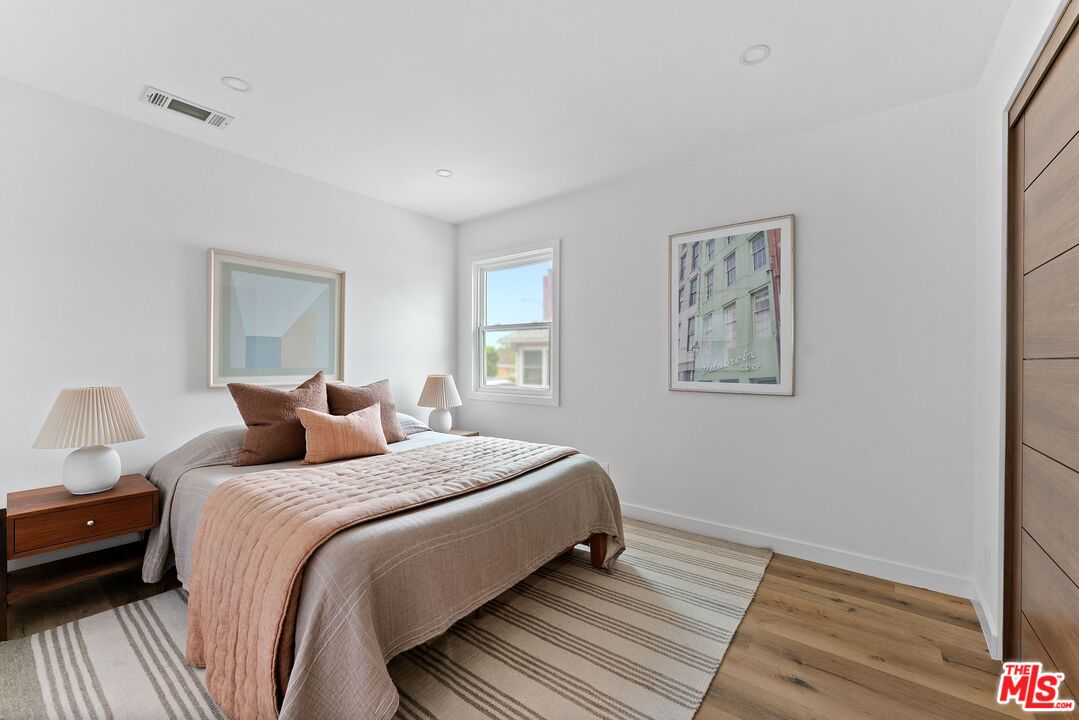 5192 Orange Place Los Angeles, CA 90008 - Photo 13 of 24