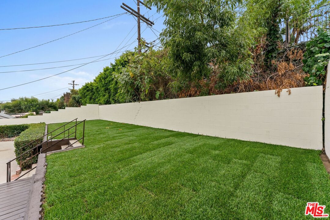 5192 Orange Place Los Angeles, CA 90008 - Photo 23 of 24