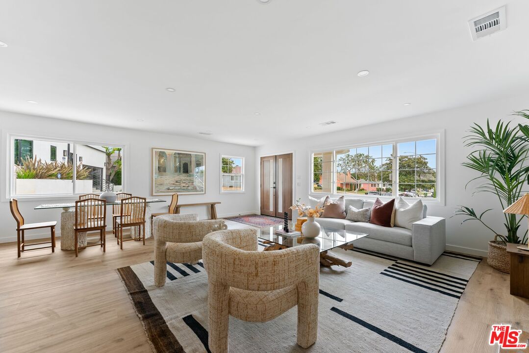 5192 Orange Place Los Angeles, CA 90008 - Photo 3 of 24