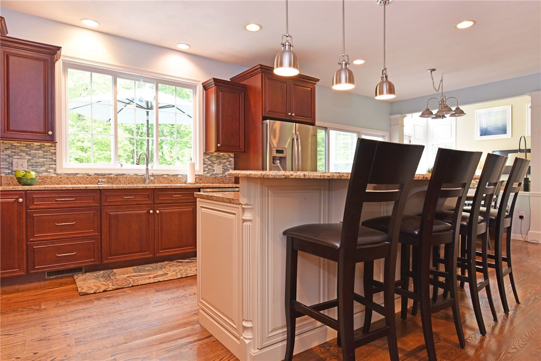 269 Castle Rocks Road Warwick, RI 02886 - Photo 5 of 40 Gallery Image 5