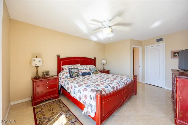 $329,900 | 304 Tudor Drive, Unit 7, Cape Coral, FL 33904