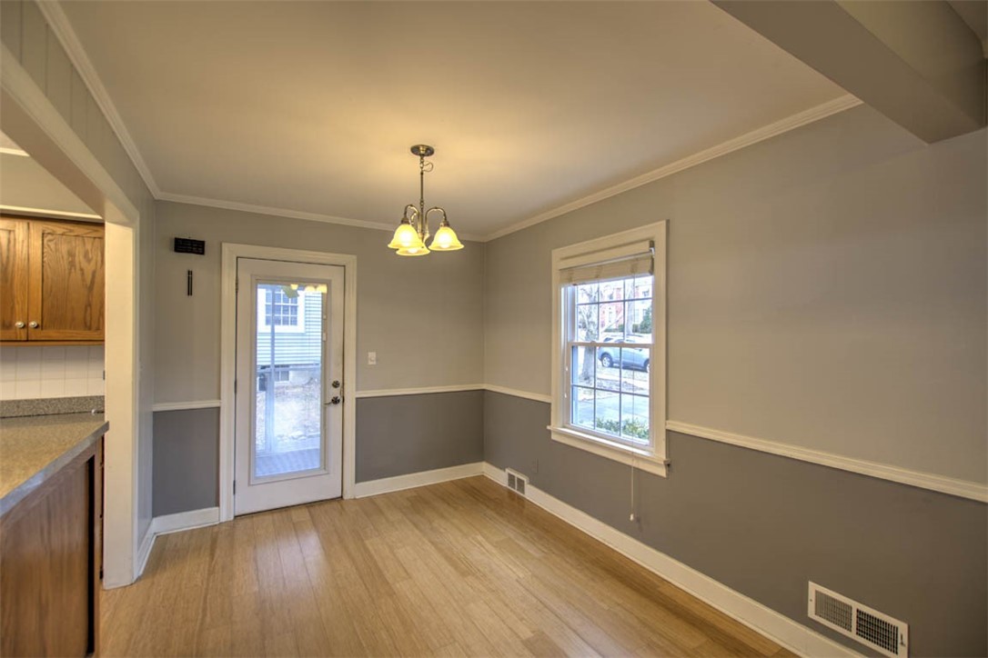 405 South Linden Avenue Decatur, IL 62522 - Photo 15 of 32 Gallery Image 15