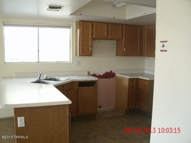 4361 West Hobby Horse Road Tucson, AZ 85741 - Photo 4 of 10