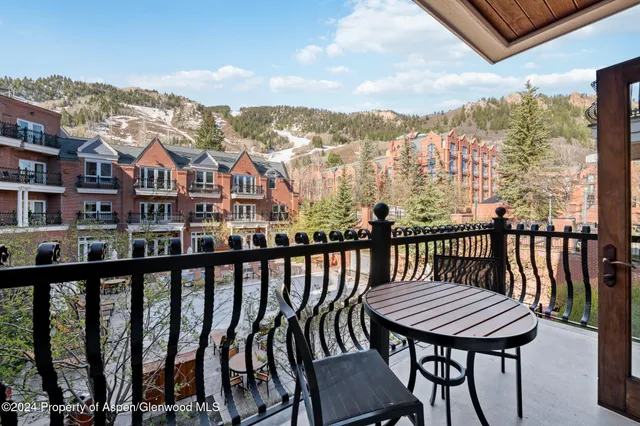 $260,000 | 415 East Dean St Unit 10 Wks 32 & 33, Aspen, CO 81611