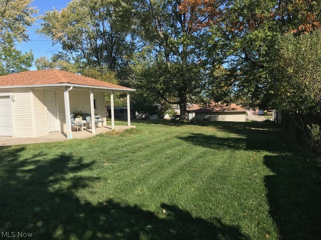 2812 Dentzler Road Parma, OH 44134 - Photo 2 of 8