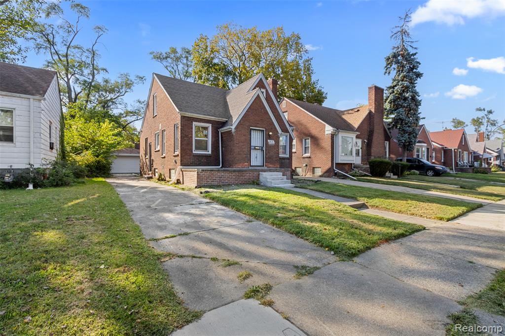 13575 Rutherford Street Detroit, MI 48227 - Photo 2 of 16