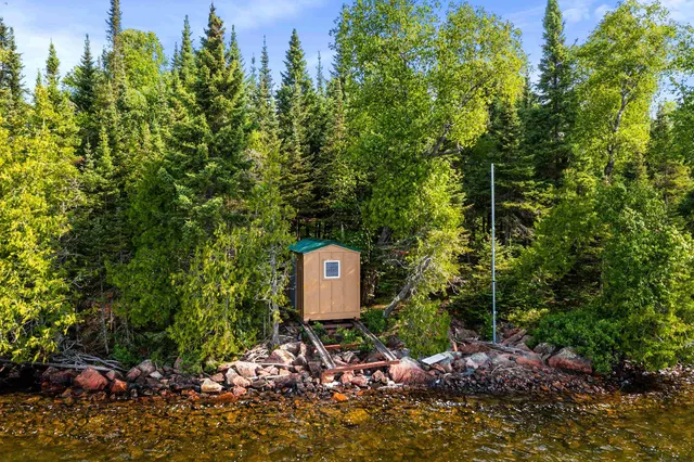 $549,900 | Xx Greenwood Lake Road, Grand Marais, MN 55604