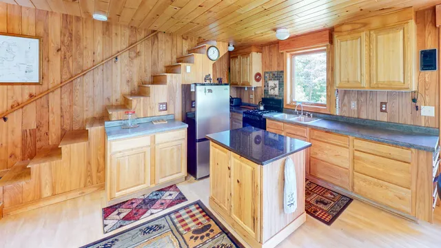 $549,900 | Xx Greenwood Lake Road, Grand Marais, MN 55604