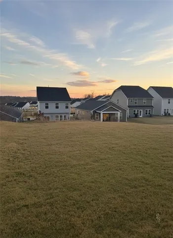 $2,400 | 46 Storm Lane, Hoschton, GA 30548