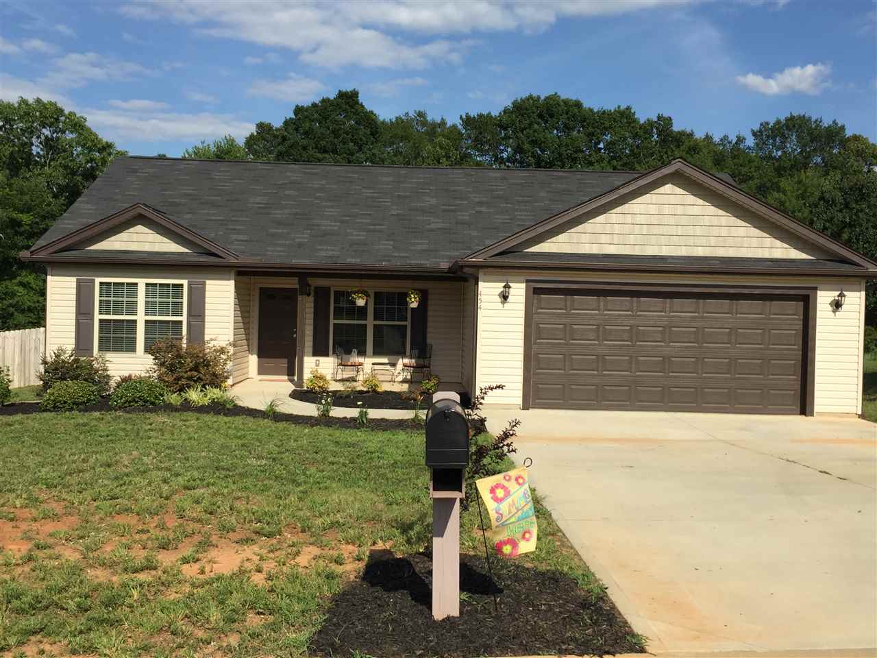 454 Mandy Meadow Inman, SC 29349 - Photo 1 of 25 Gallery Image 1