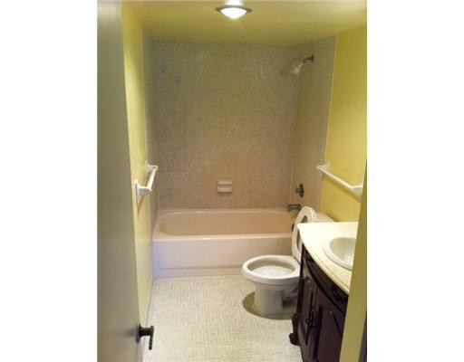 4164 Inverrary Drive, Unit 305 Lauderhill, FL 33319 - Photo 6 of 8 Master Bath/Spa
