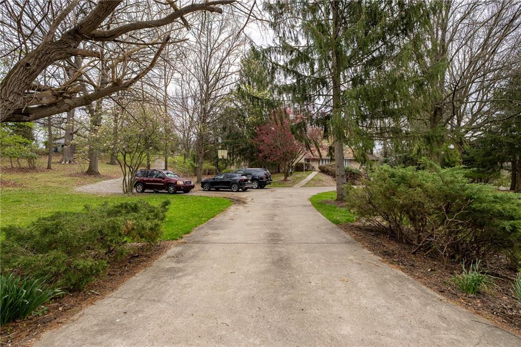 2168 Reis Run Road Pittsburgh, PA 15237 - Photo 17 of 24