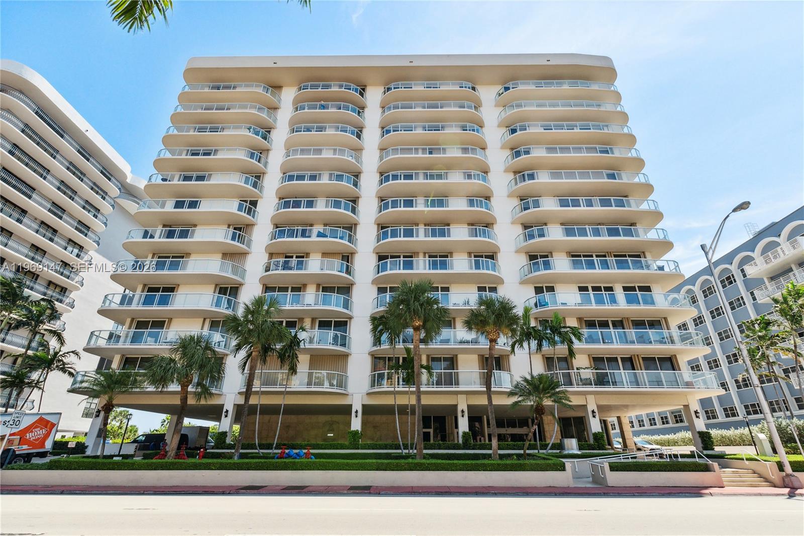 8855 Collins Avenue, Unit 4B Surfside, FL 33154 - Photo 30 of 32