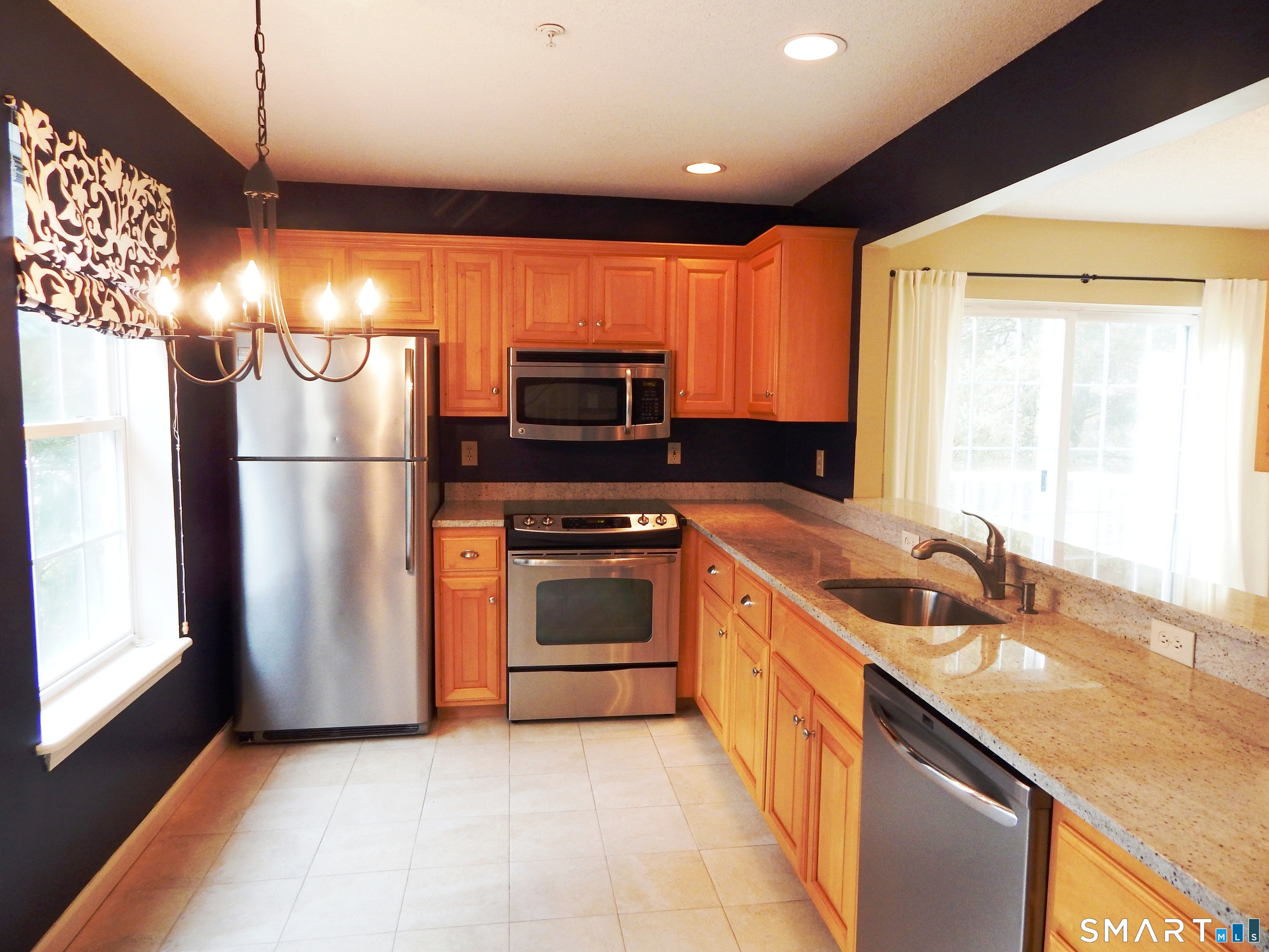629 Danbury Road, Unit 40 Ridgefield, CT 06877 - Photo 4 of 16