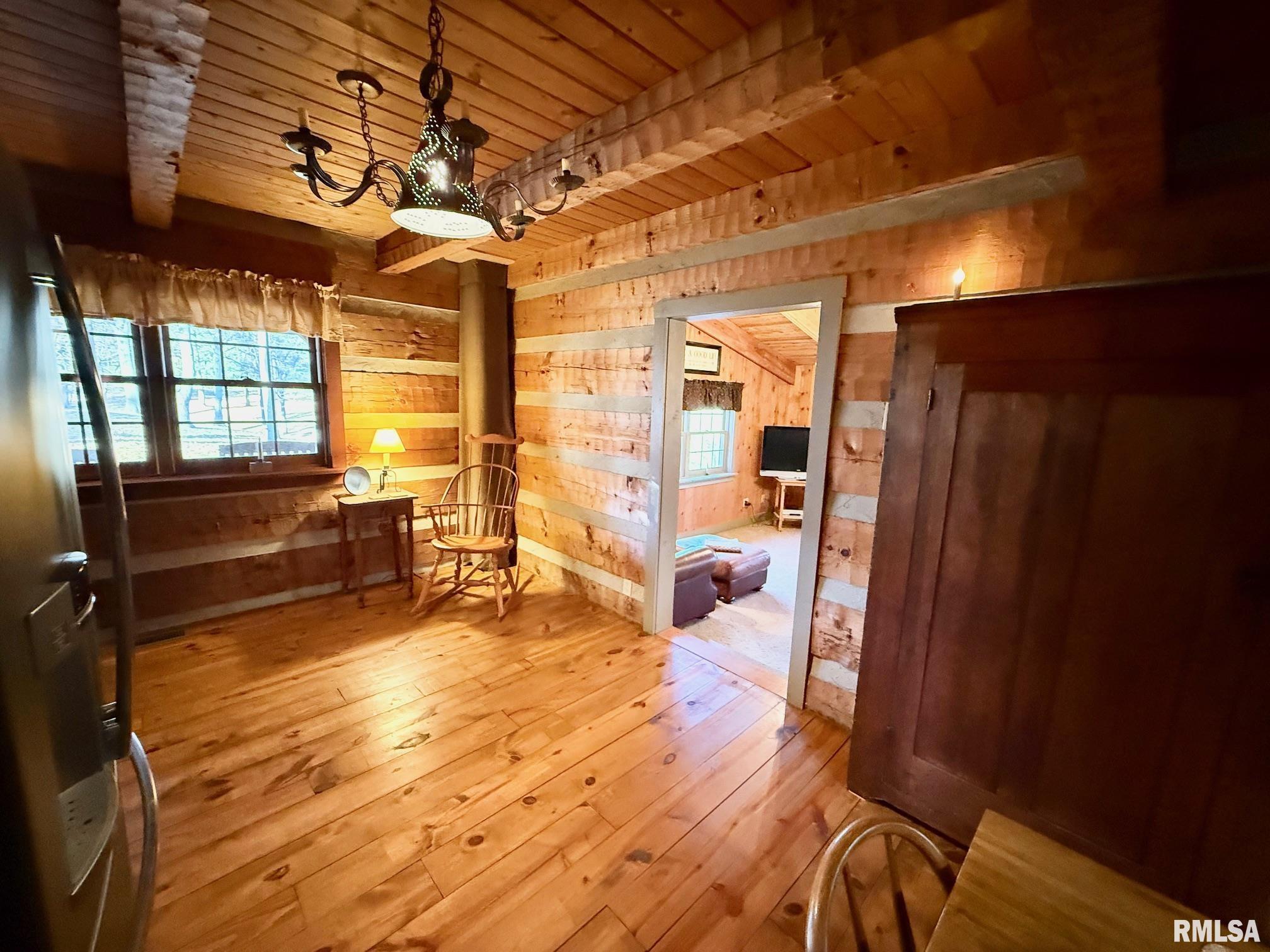 17531 Old Fairgrounds Road Petersburg, IL 62675 - Photo 16 of 66