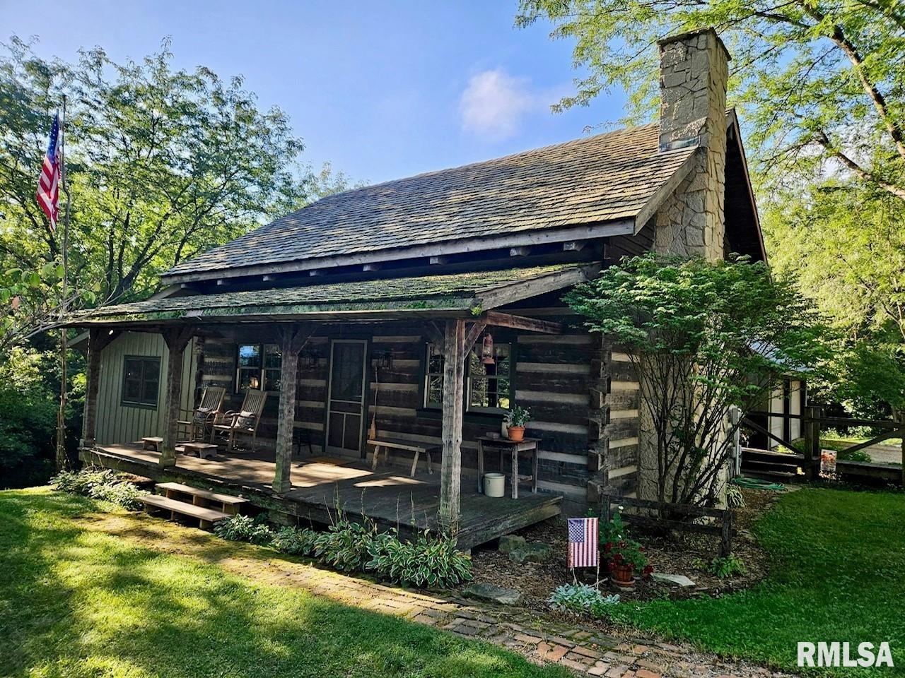 17531 Old Fairgrounds Road Petersburg, IL 62675 - Photo 3 of 66