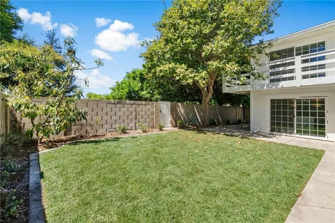 $2,099,000 | 3375 Fuchsia Street, Costa Mesa, CA 92626