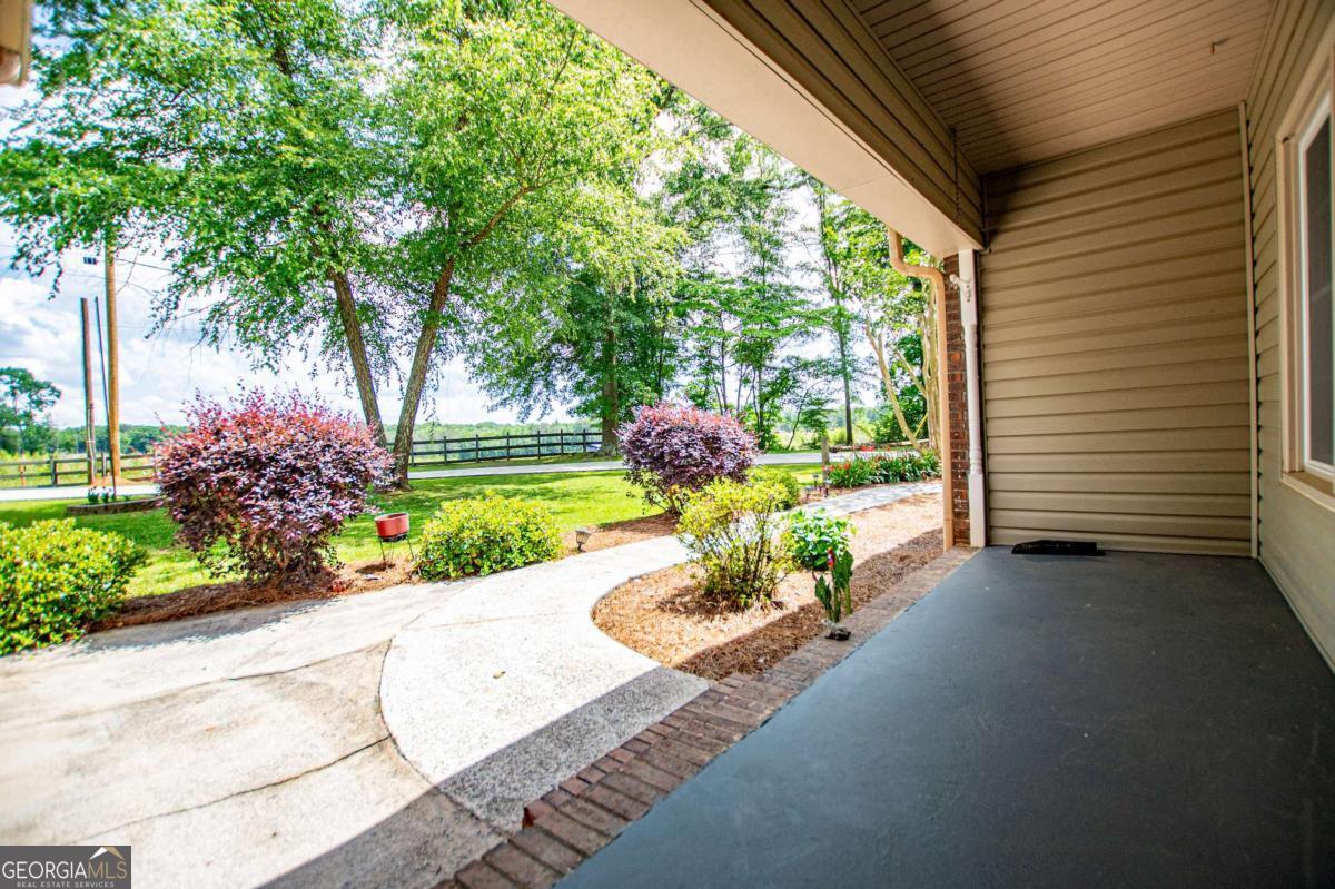 436 County Road 98 Ranburne, AL 36273 - Photo 4 of 59