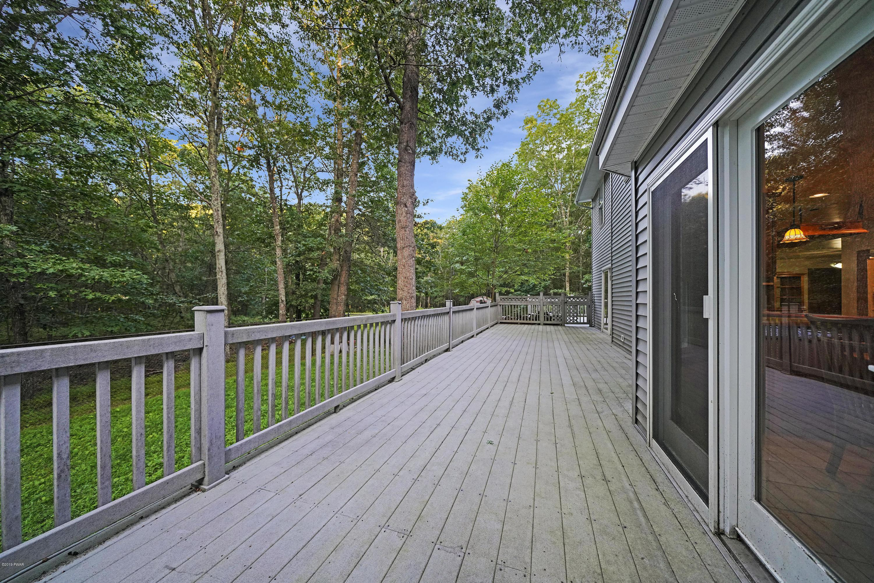 149 Sand Pit Road Matamoras, PA 18336 - Photo 4 of 45