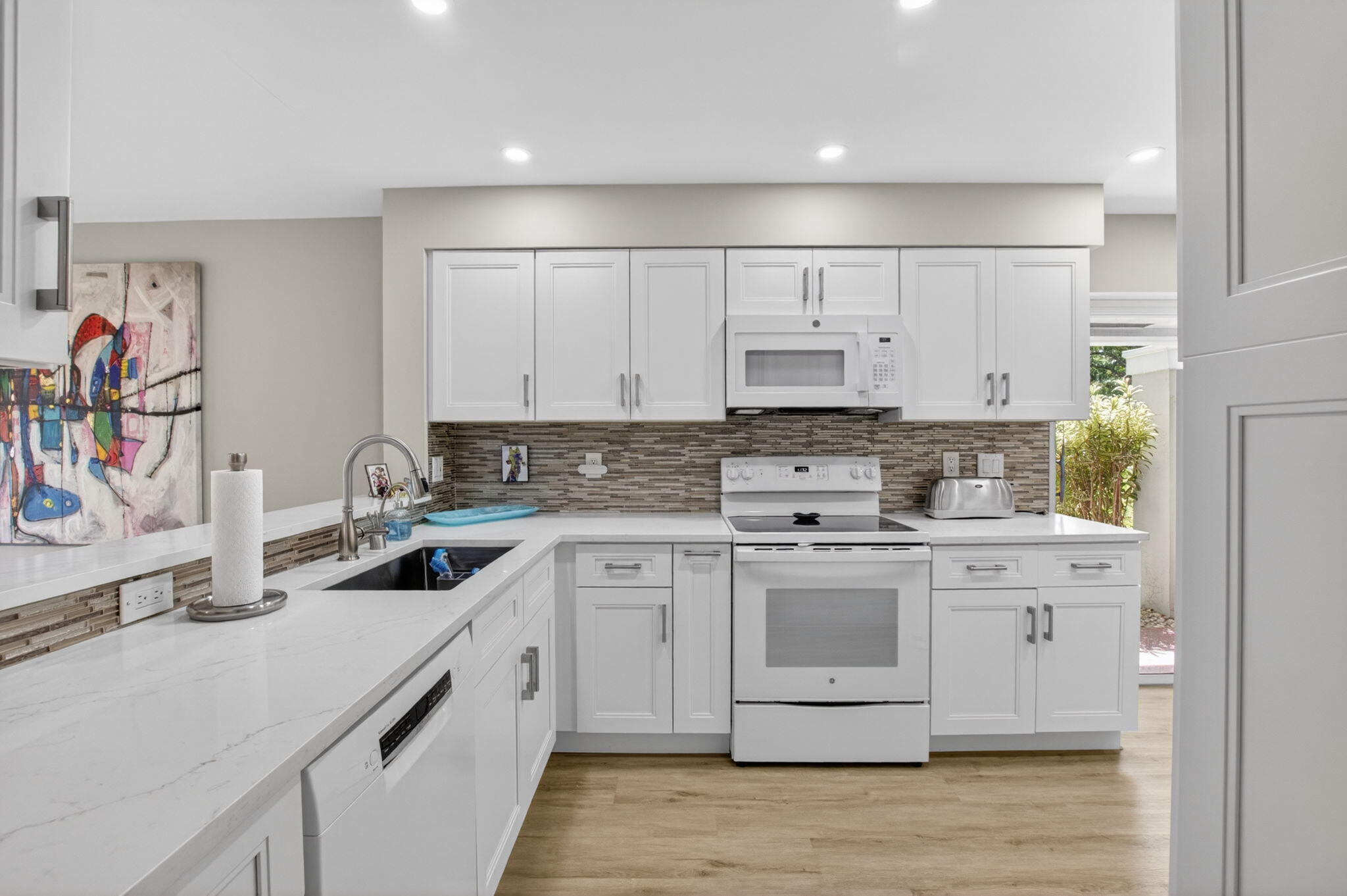 7669 Springwater Place, Unit 102 Boynton Beach, FL 33437 - Photo 15 of 116 15-web-or-mls-DSC_3730