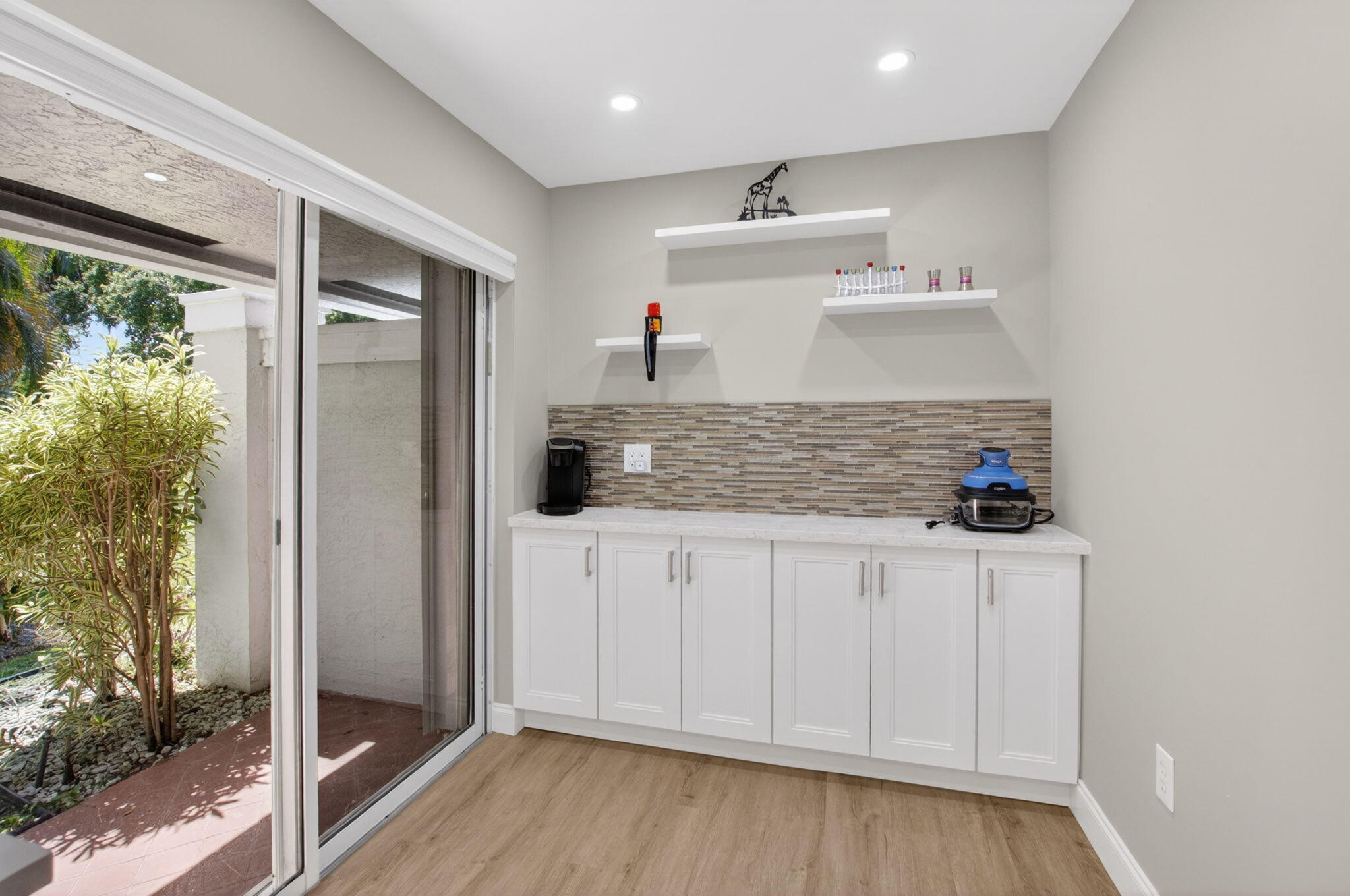7669 Springwater Place, Unit 102 Boynton Beach, FL 33437 - Photo 18 of 116 18-web-or-mls-DSC_3745