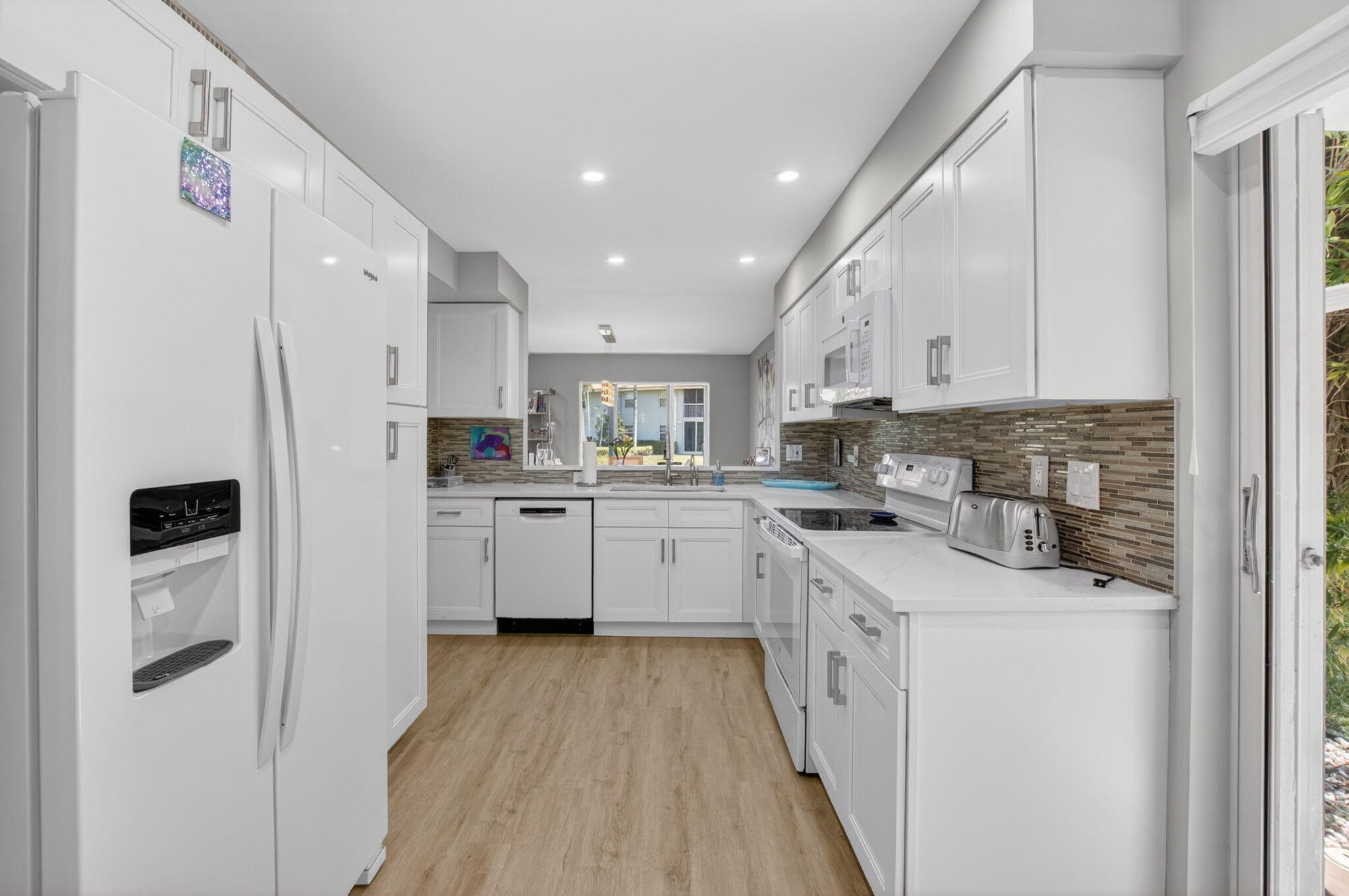 7669 Springwater Place, Unit 102 Boynton Beach, FL 33437 - Photo 19 of 116 19-web-or-mls-DSC_3750