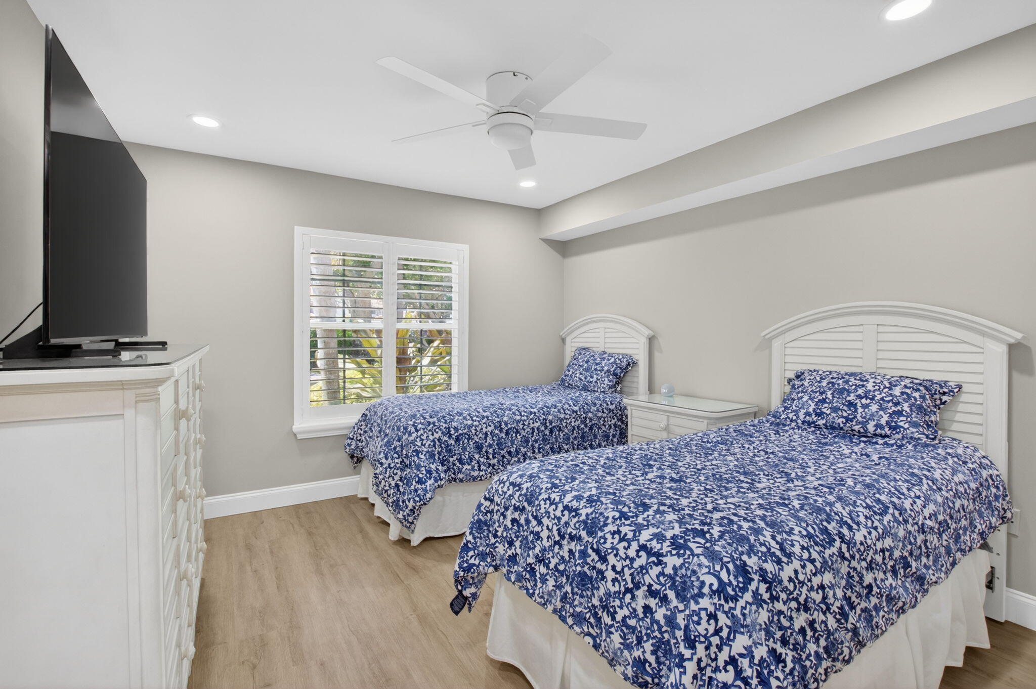 7669 Springwater Place, Unit 102 Boynton Beach, FL 33437 - Photo 32 of 116 32-web-or-mls-DSC_3830