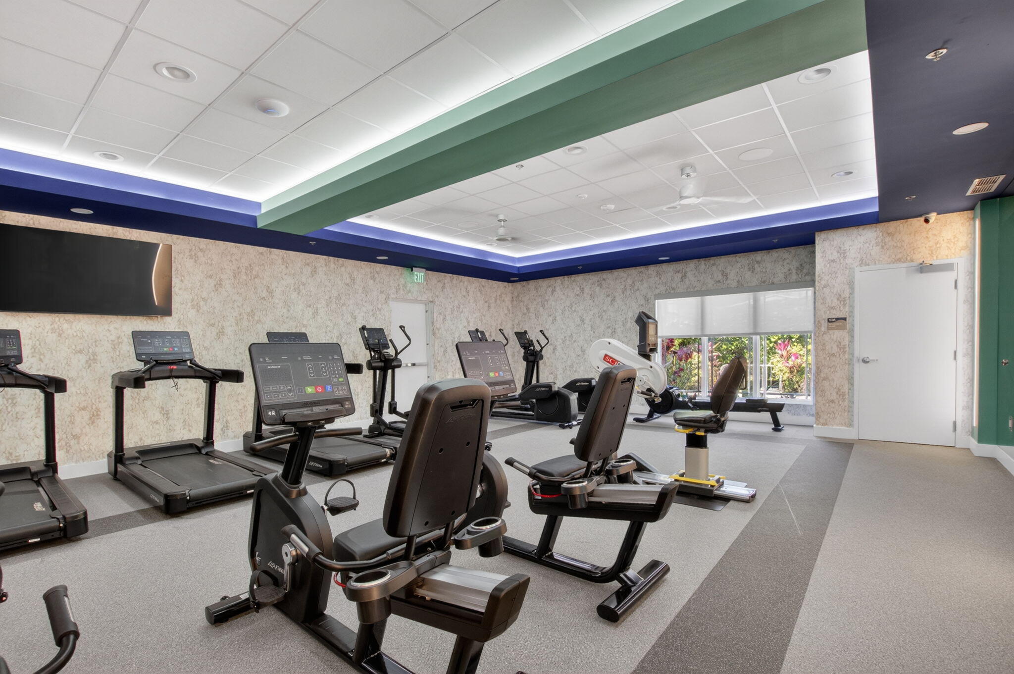 7669 Springwater Place, Unit 102 Boynton Beach, FL 33437 - Photo 74 of 116 74-web-or-mls-DSC_4005