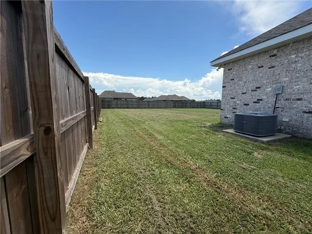 $254,000 | 18198 Wolf Trak Way, Loranger, LA 70446