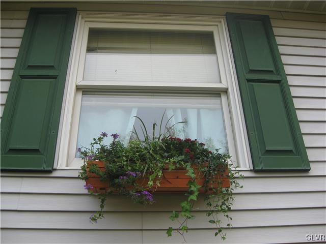 358 Blue Ridge Road Saylorsburg, PA 18353 - Photo 6 of 43 a front view of a house