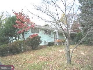 30 Stahl Road Southampton, PA 18966 - Photo 1 of 3 Gallery Image 1