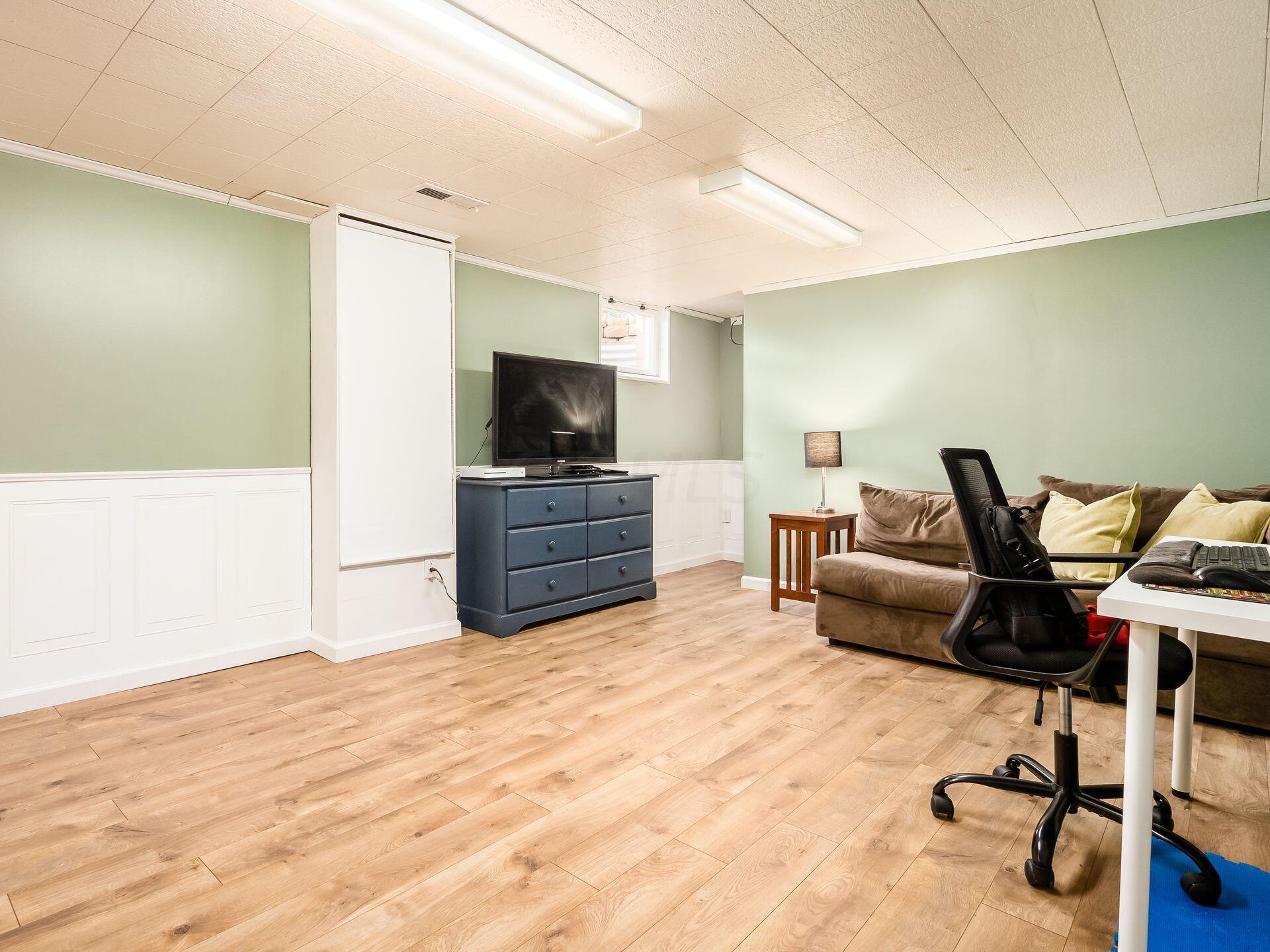2622 Brandon Road Columbus, OH 43221 - Photo 25 of 33 Basement/Rec Room