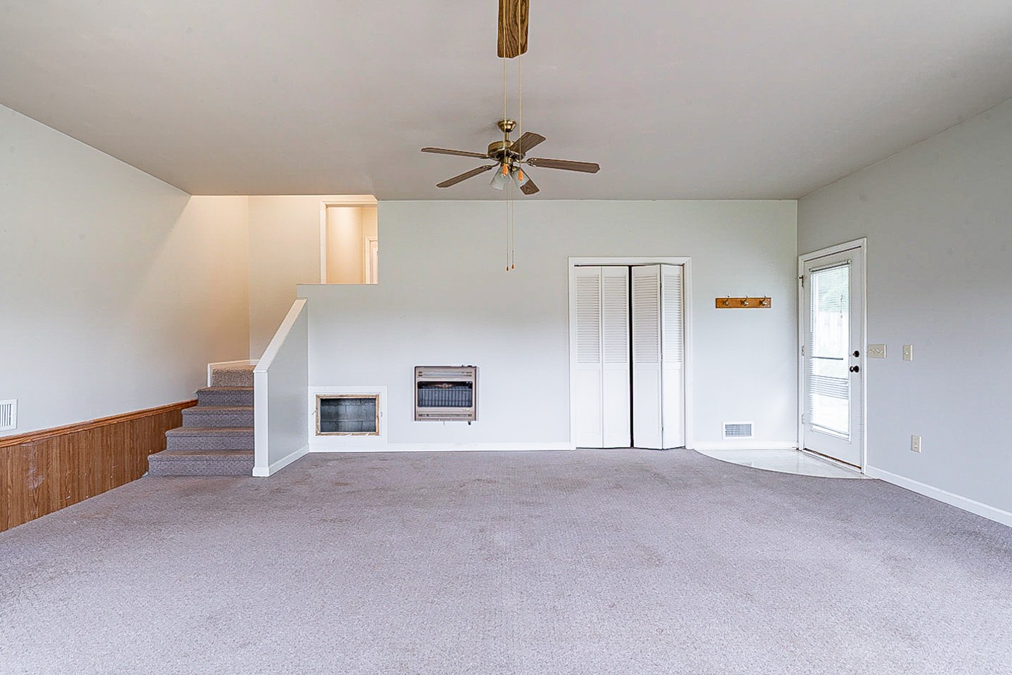 227 Beckwith Road Mount Juliet, TN 37122 - Photo 25 of 34 a view of empty room with ceiling fan