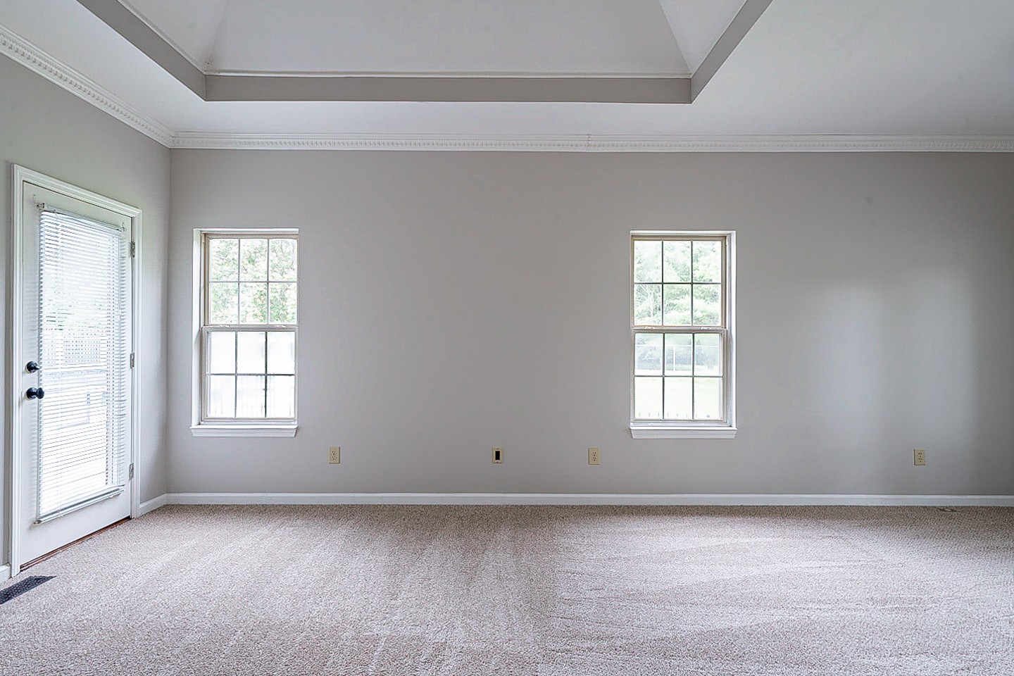 227 Beckwith Road Mount Juliet, TN 37122 - Photo 26 of 34 an empty room with windows