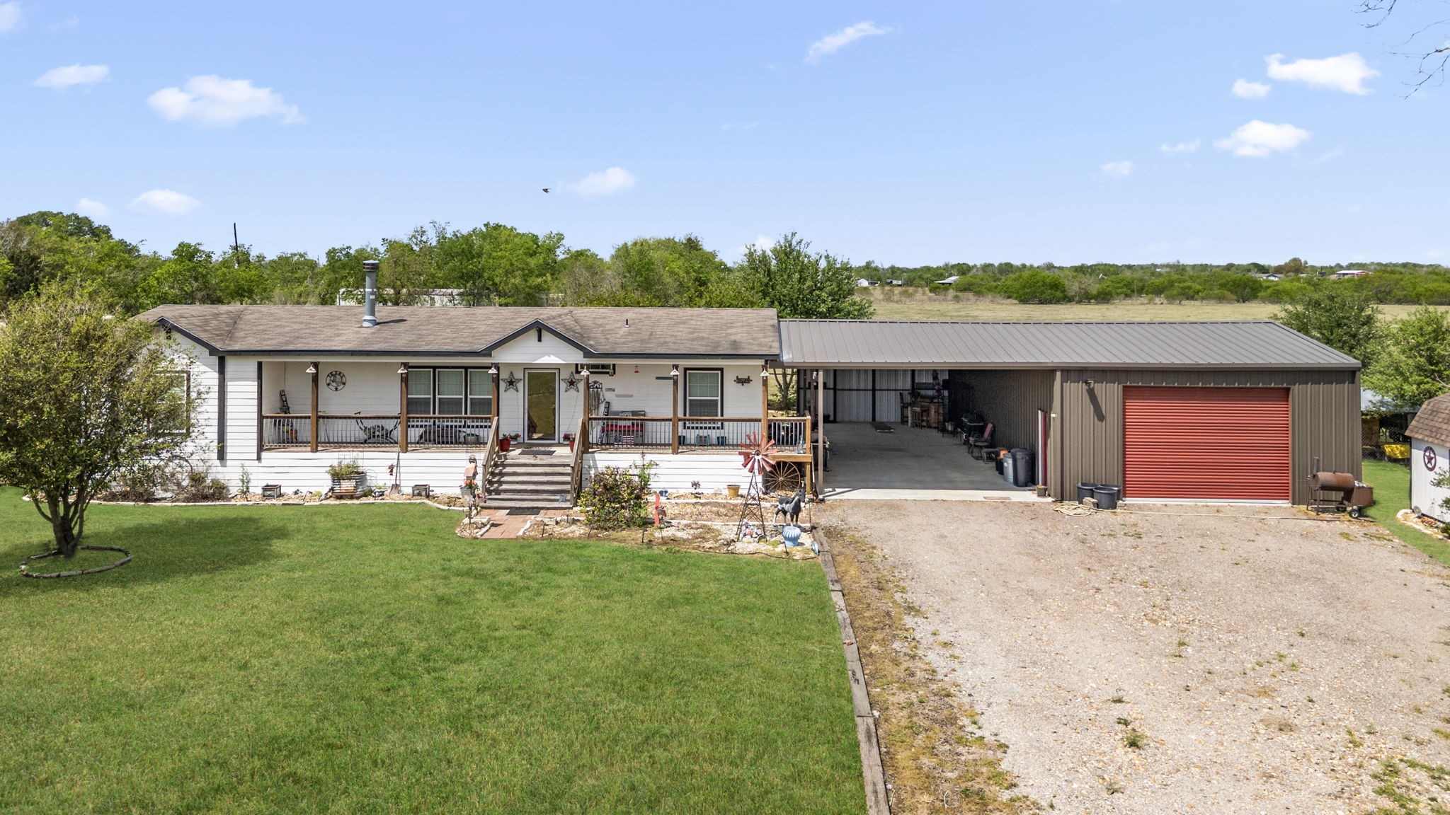 3518 Oil Field Road Bellville, TX 77418 - Photo 3 of 40