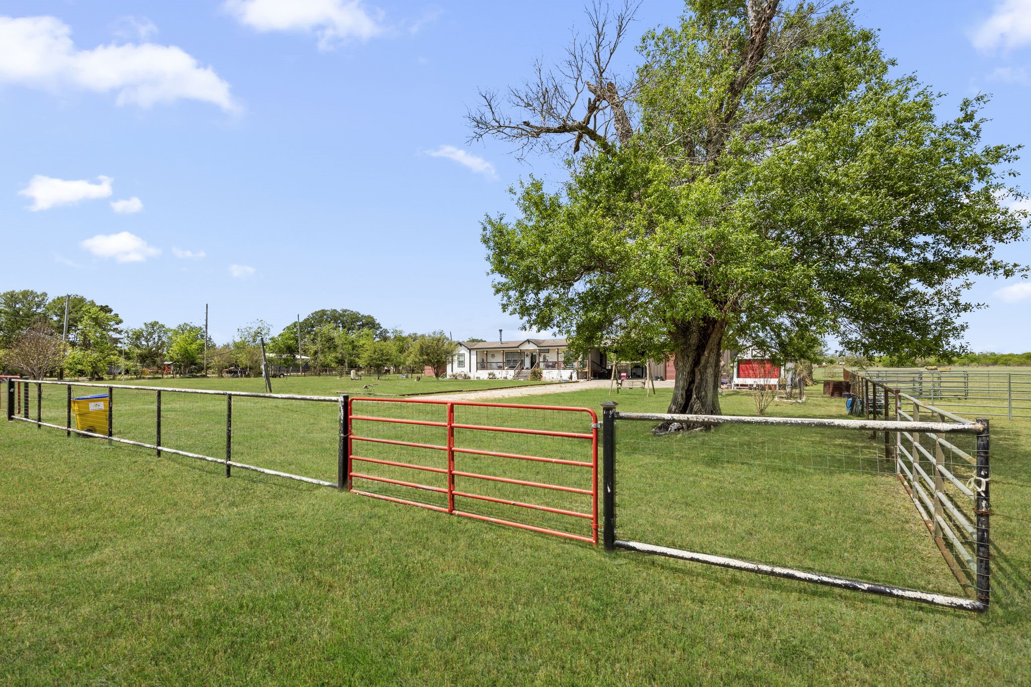 3518 Oil Field Road Bellville, TX 77418 - Photo 32 of 40 a view of a field with sitting area