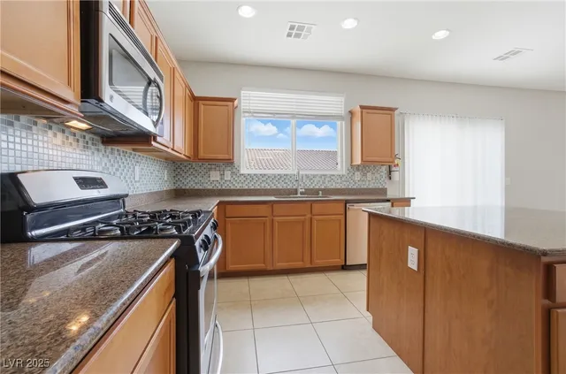 $2,030 | 6416 North Setting Moon Street, North Las Vegas, NV 89084