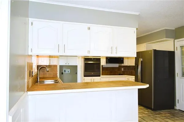 $274,900 | 128 Spring Creek Drive, Pineville, LA 71360