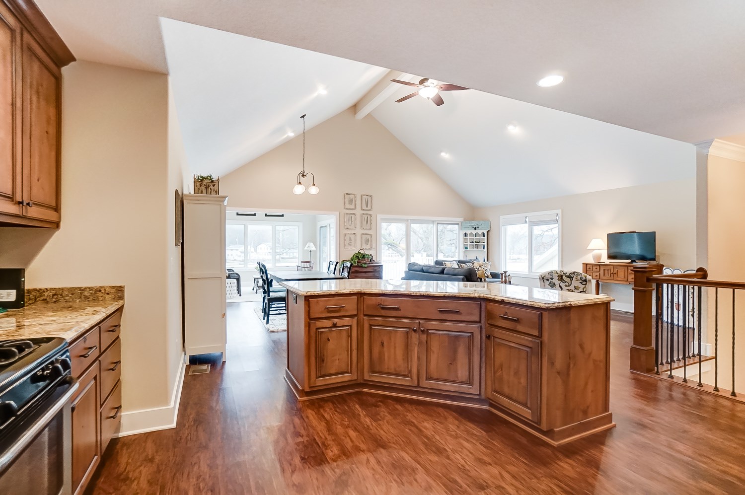 760 Spring Beach Road Rome City, IN 46784 - Photo 5 of 18