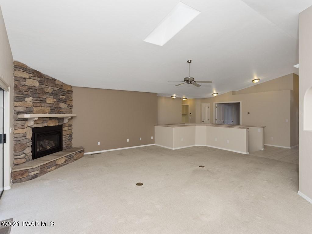 1179 West Timber Ridge Road Prescott, AZ 86303 - Photo 8 of 39 Family Room