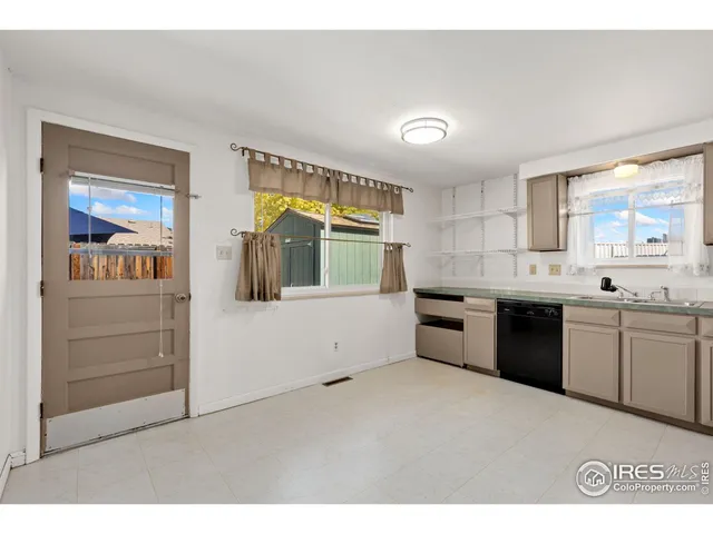 $500,000 | 1208-1210 South Coffman Street, Longmont, CO 80501