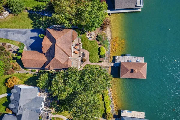 $2,449,000 | 2580 Lakewood Forest Road, Moneta, VA 24121