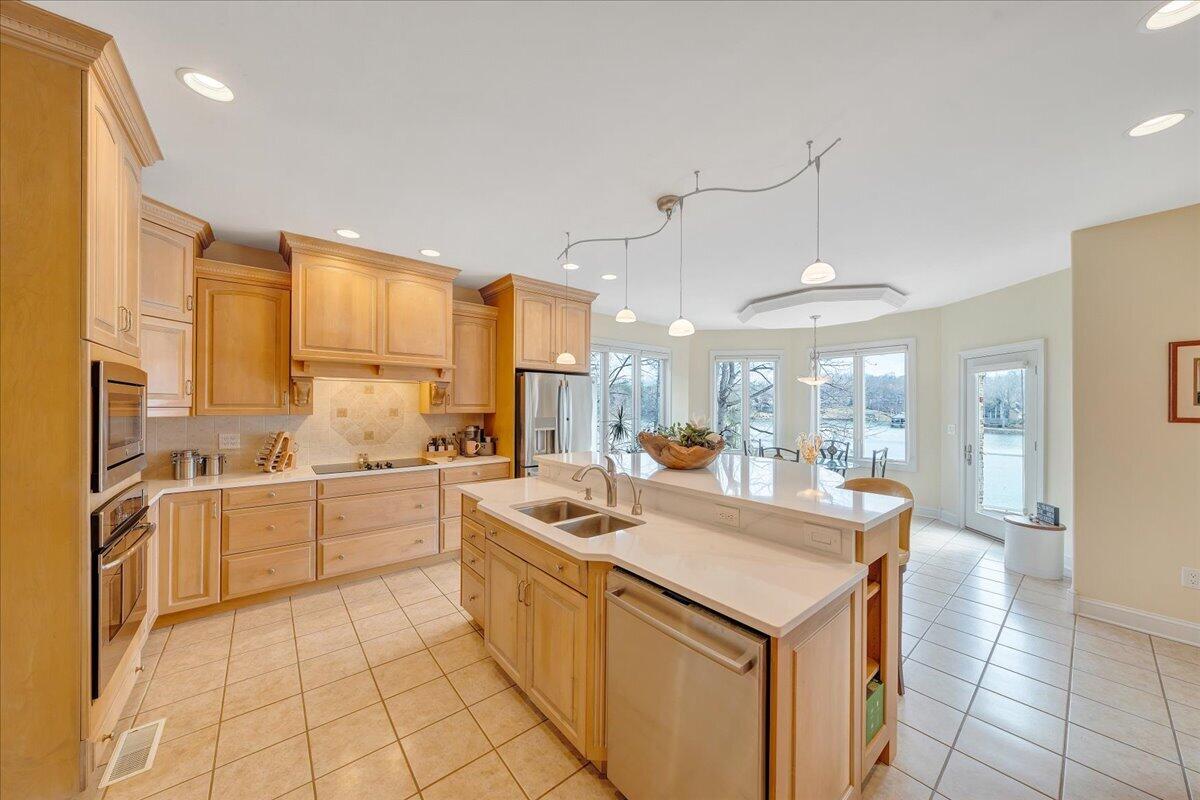2580 Lakewood Forest Road Moneta, VA 24121 - Photo 20 of 103 031-MIB06627
