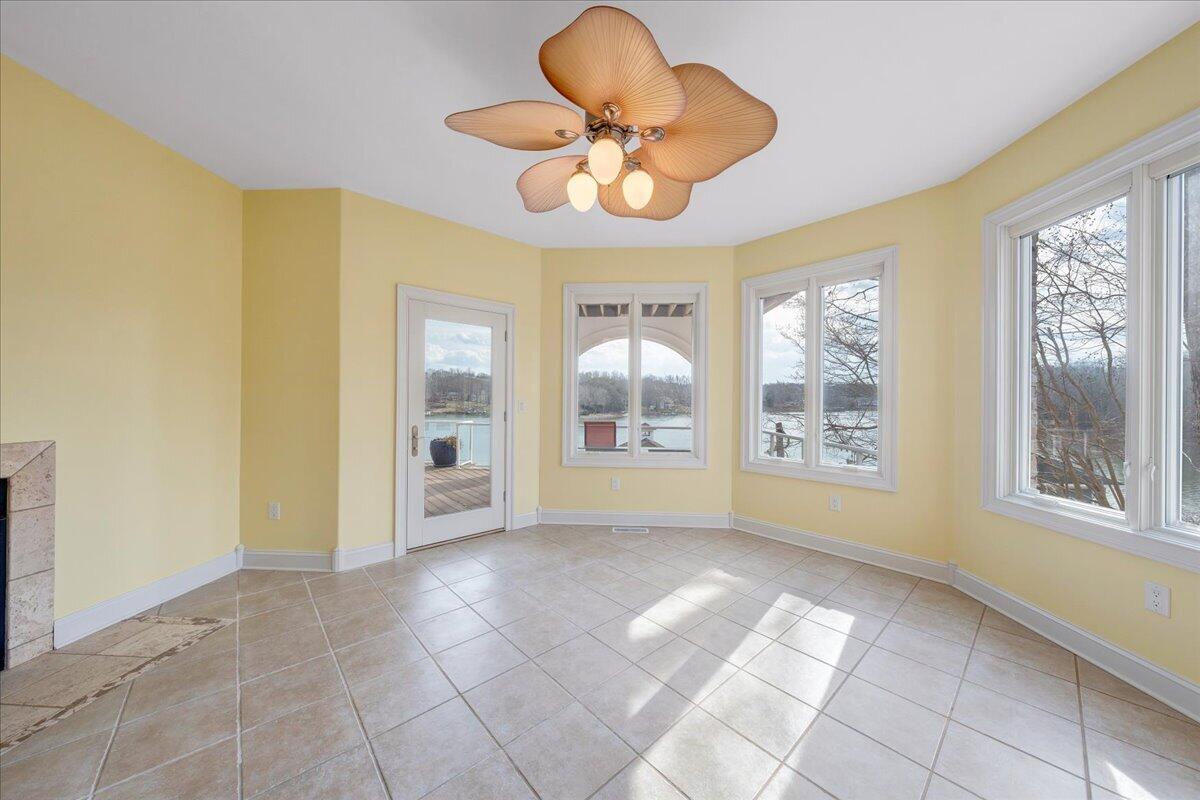 2580 Lakewood Forest Road Moneta, VA 24121 - Photo 43 of 103 033-MIB06549