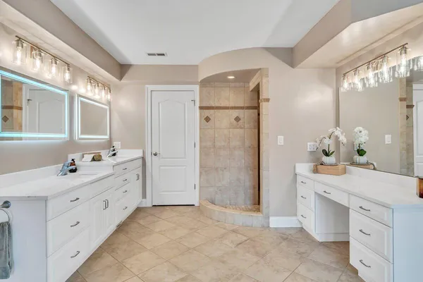 $2,449,000 | 2580 Lakewood Forest Road, Moneta, VA 24121