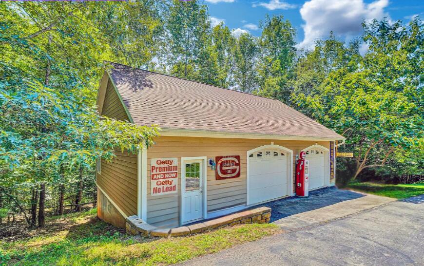 2580 Lakewood Forest Road Moneta, VA 24121 - Photo 82 of 103 Detached Heated/Vented Garage/Workshop