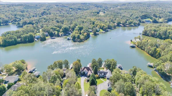 $2,449,000 | 2580 Lakewood Forest Road, Moneta, VA 24121